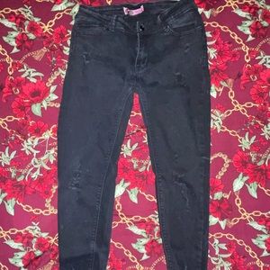 Black Skinny jeans